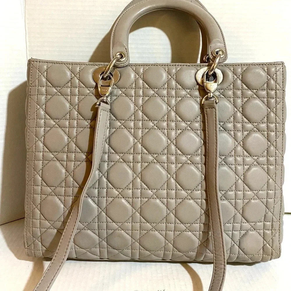 Christian Dior gray quilted leather cannage handbag - Picture 2 of 11